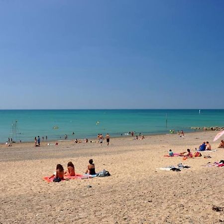 Gouville-sur-Mer Villa Des Dunes מראה חיצוני תמונה